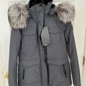 New with tags size small Nicole benisti women’s jacket with fox fur hood